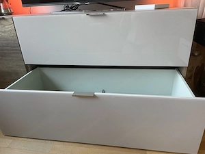 Moderne TV-Kommode zu verschenken Bild 6