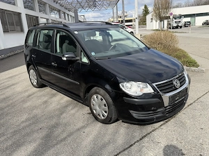 VW Touran Coceptline 1,9 TDi DPF 142 TKM Bild 3