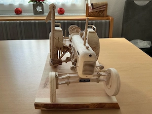 Model Oltimer Steyr Traktor