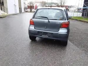 Toyota Yaris Bild 9