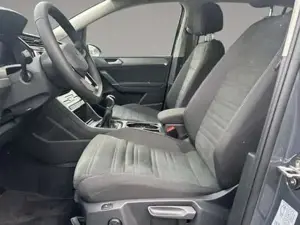 Volkswagen Touran Bild 9
