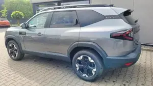 Dacia Bigster TCe 130 Extreme 4x4 4x4*LED*Navi*Shzg*PDC*Cam*S... Bild 6