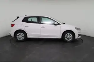 Skoda Fabia Essence (Essence) 1.0 MPI 59kW (80 PS) 5-Gang-S... Bild 9