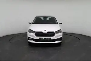 Skoda Fabia Essence (Essence) 1.0 MPI 59kW (80 PS) 5-Gang-S... Bild 2