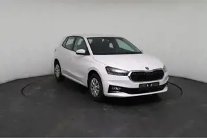 Skoda Fabia Essence (Essence) 1.0 MPI 59kW (80 PS) 5-Gang-S... Bild 10