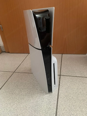 PS5 mit 1TB SSD-Speicher in Top Zustand  Bild 2