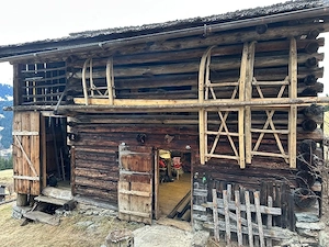 Berg- bzw. Maisäßhütte und Stall auf Montiel im Montafon mit Zweitwohnsitzwidmung zu vermieten Bild 2