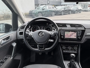 VW Touran Comfortline 1,6 SCR TDI 7 Sitzer 2016 Bild 10