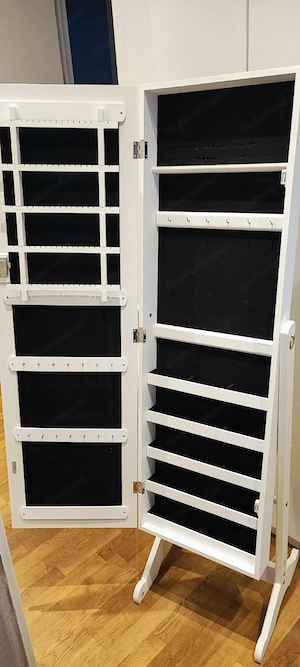 Schmuckschrank  Bild 2