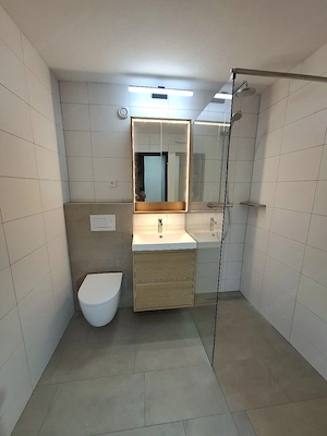 Neu renovierte 1-Zimmer-Wohnung mit ca. 32 m  - provisionsfrei Bild 5