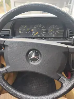 Mercedes Baby Benz 190 Bild 4