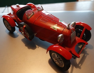 Burago Modellautos, 4 STÜCK, NEUWERTIG  Bild 8