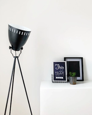 Stehlampe schwarz Bild 2