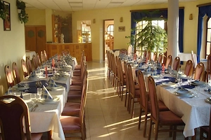 3 Star Hotel-Convention Center Next to the 2nd largest lake in Hungary near Budapest Bild 3