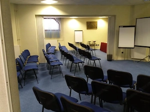 3 Star Hotel-Convention Center Next to the 2nd largest lake in Hungary near Budapest Bild 5