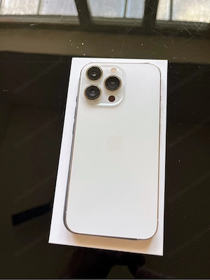 iPhone 13 Pro in Silber Bild 3