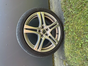 Alufelgen 18Zoll mit 225 40 18 Reifen Bild 4