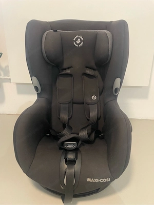 Maxi Axsiss Kindersitz drehbar, ohne Isofix