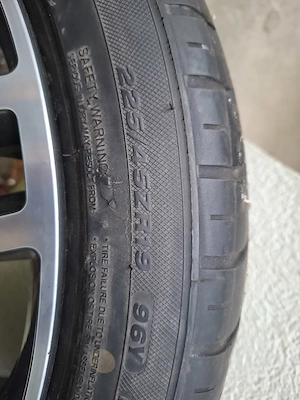 Alu Kompletträder 225 45 19 Bild 3