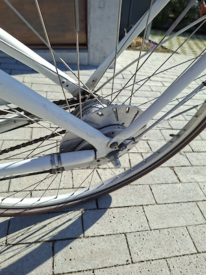 Hochwertiges Damen-Stadtrad Bild 3