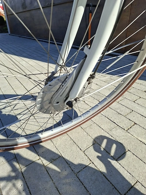 Hochwertiges Damen-Stadtrad Bild 4