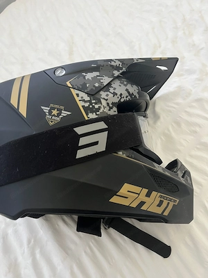 Cross Helm Shot  Gr. XS und Brille Bild 3