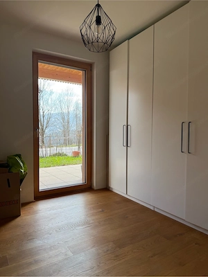 Moderne Wohnung mit großer Terrasse in Egg Bild 6