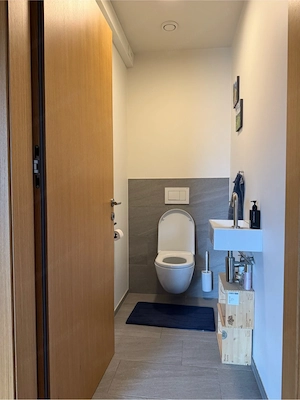 Moderne Wohnung mit großer Terrasse in Egg Bild 3