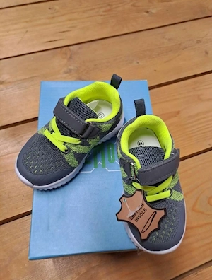 Turnschuhe Sneakers Größe 21