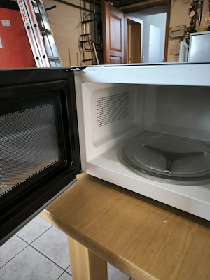 Microwelle groß Bild 2