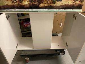 Aquarium Unterschrank Bild 2