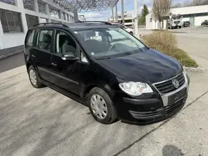 VW Touran Coceptline 1,9 TDi DPF 142 TKM Bild 7