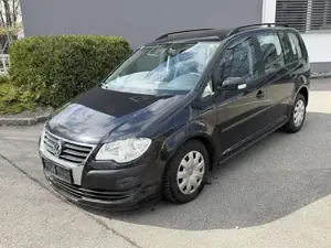 VW Touran Coceptline 1,9 TDi DPF 142 TKM Bild 10
