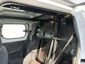 Peugeot Partner Tepee Bild 12