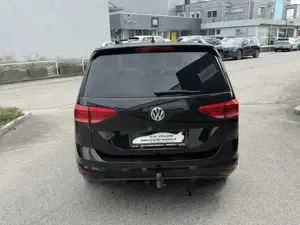 VW Touran Comfortline 1,6 SCR TDI 7 Sitzer 2016 Bild 3