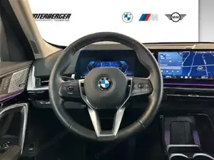 BMW X1 xDrive20d U11 Head-Up HK HiFi DAB LED RFK Bild 9