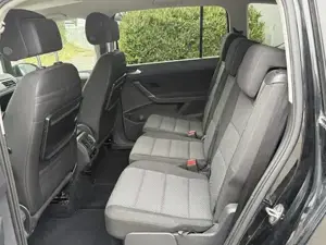 VW Touran Comfortline 1,6 SCR TDI 7 Sitzer 2016 Bild 9