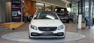 Mercedes-Benz C 63 AMG Bild 2