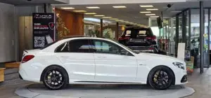 Mercedes-Benz C 63 AMG Bild 6