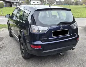 Mitsubishi Outlander Bild 4