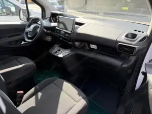 Peugeot Partner Tepee Bild 7