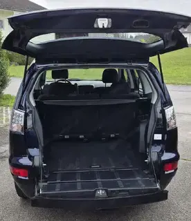 Mitsubishi Outlander Bild 2