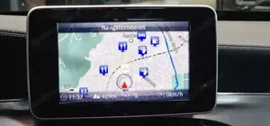 Mercedes-Benz C 63 AMG Bild 12