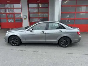 Mercedes-Benz C 220 Bild 7
