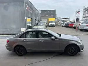 Mercedes-Benz C 220 Bild 6