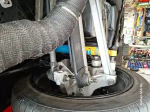 Verkaufe Corvette Convertible C4 mit V8 LT1 Motor Bild 4