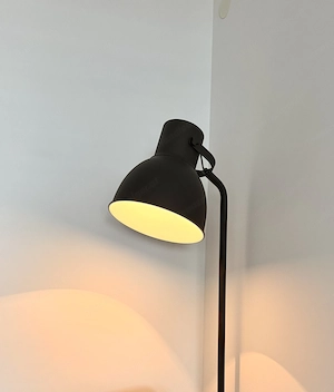 IKEA Stehlampe Hektar Bild 2