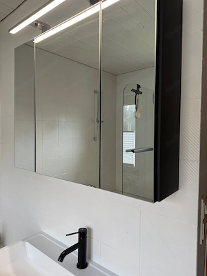 Waschtischset Unterschrank + Oberschrank Bild 3