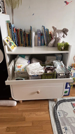 IKEA Wickelkommode Myllra Bild 2