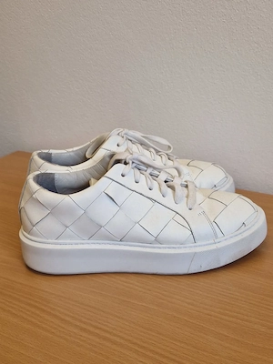 weiße sneaker  Bild 4